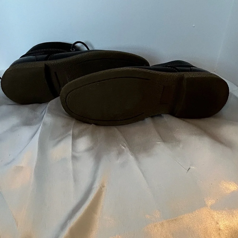 DOCKERS Size 9M Black Leather 4-Eye‎ Chukka Boots Tan Stitching